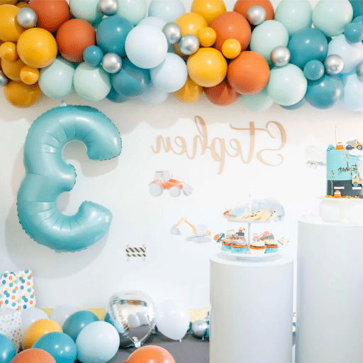 Step-by-Step Guide to Creating a Balloon Arch on a Wall